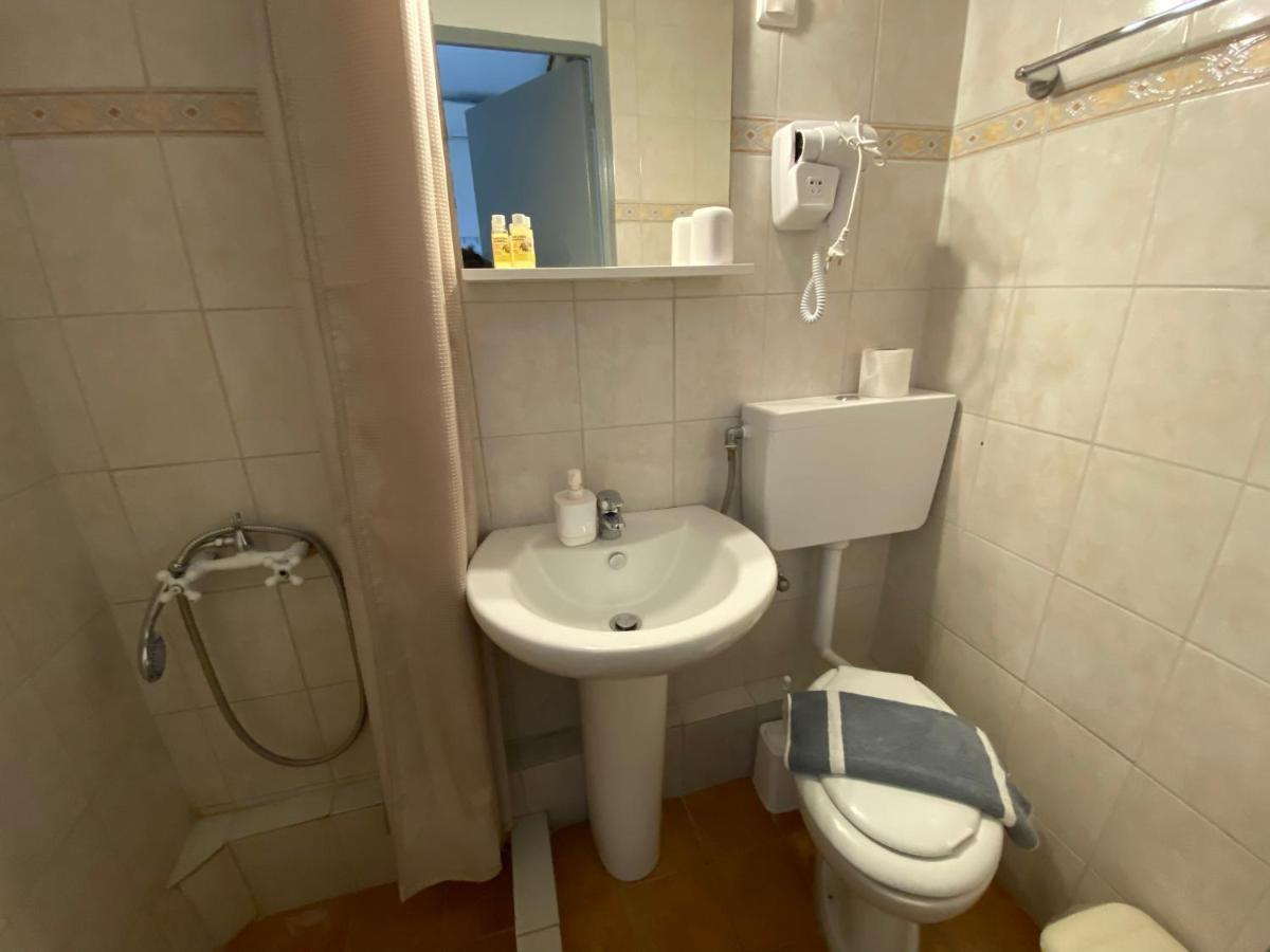 Sunset View Rooms 阿吉亚特拉萨 外观 照片
